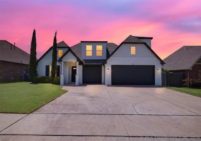 39th image of 2450 S Narcissus Ct, Broken Arrow, OK 74012 | MLS# 2624290
