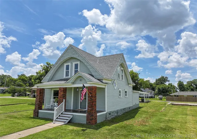1st image of 11 E Tahlequah, Sulphur, OK 73086 | MLS# 2624411