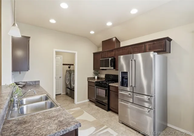 Homes for sale in Owasso, OK | 6620 N 128Th Eastavenue, Owasso, OK 74055 | MLS# 2624396