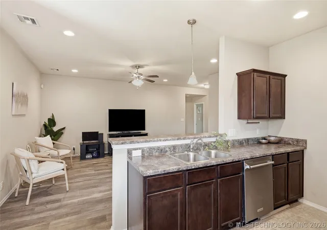 Homes for sale in Owasso, OK | 6620 N 128Th Eastavenue, Owasso, OK 74055 | MLS# 2624396