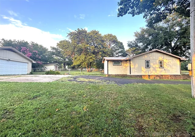 Photo 3 of Single family home for sale at 415641 East 1094, Checotah, OK 74426 | MLS# 2624360 | Listing updated on 2026-10-03