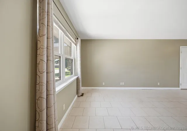 Photo 4 of Sale Pending at 16425 E 1st Street S #0, Tulsa, OK 74108 | MLS# 2624381 | Listing updated on 2026-08-25