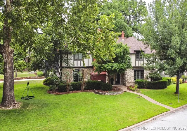 2nd image of 2929 S Woodward Blvd, Tulsa, OK 74114 | MLS# 2623002
