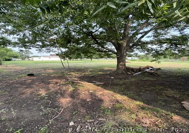 Photo 15 of Single family home for sale at 609 N Hyden, Stratford, OK 74872 | MLS# 2623471 | Listing updated on 2026-08-20
