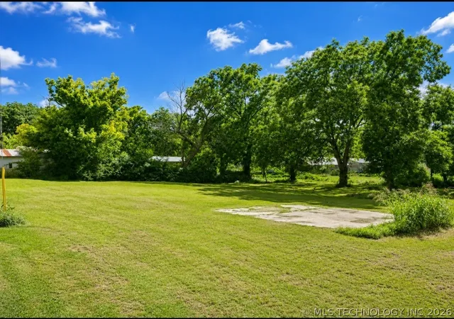 4th image of 514 W Creek, Checotah, OK 74426 | MLS# 2624440
