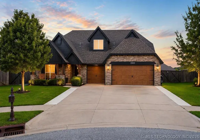 Photo 1 of Sale Pending at 2102 E 132nd Street S, Bixby, OK 74008 | MLS# 2624456 | Listing updated on 2026-09-23