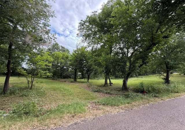 Photo 4 of Land for sale at 000 Rolling Wood Hills Dr, Durant, OK 74701 | MLS# 2623874 | Listing updated on 2026-07-23