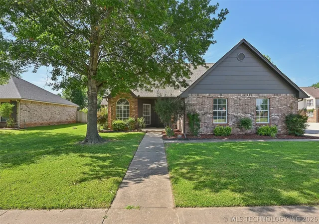 1st image of 12704 E 78th St, Owasso, OK 74055 | MLS# 2624376