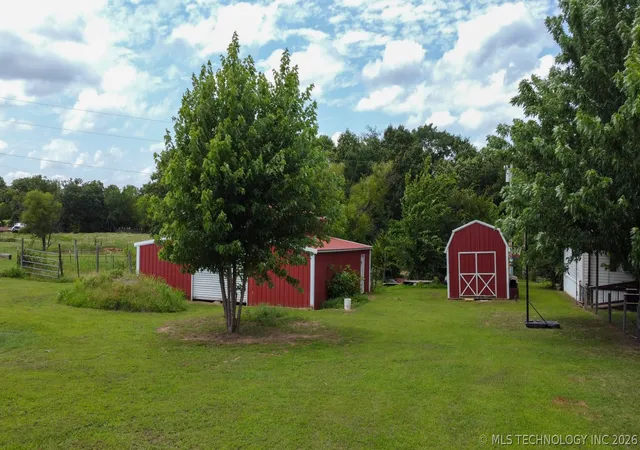 Photo 3 of Manufactured home for sale at 369084 E 960 Road, Castle, OK 74833 | MLS# 2624491 | Listing updated on 2026-08-20