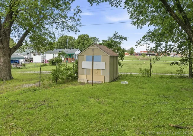 4th image of 1009 Culbertson St, Ardmore, OK 73401 | MLS# 2624390