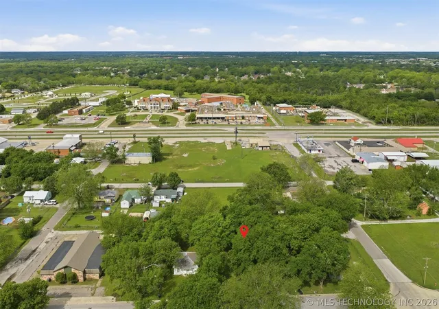 7th image of 1009 Culbertson St, Ardmore, OK 73401 | MLS# 2624390