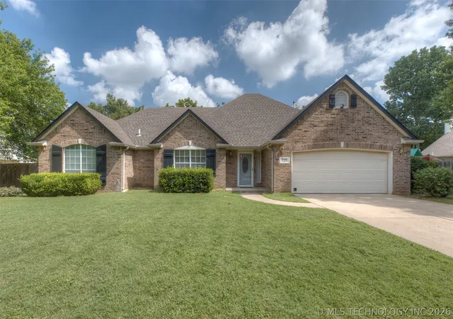 1st image of 725 W 98th St, Jenks, OK 74037 | MLS# 2624501
