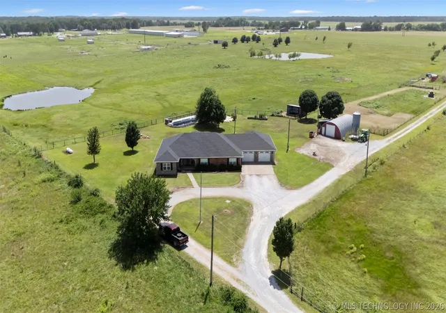Homes for sale in Afton, OK | 57455 E 230 Rd, Afton, OK 74331 | MLS# 2624560