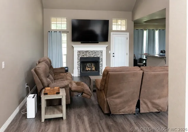 Photo 3 of Single family home for sale at 30 Brothers, Durant, OK 74701 | MLS# 2624564 | Listing updated on 2026-07-20