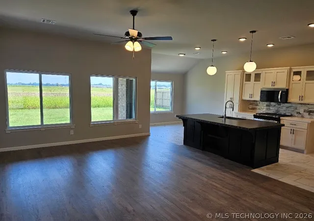 53rd image of 10320 E 132nd St S, Bixby, OK 74008 | MLS# 2624557