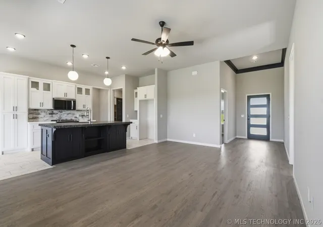 5th image of 10320 E 132Nd St S, Bixby, OK 74008 | MLS# 2624557