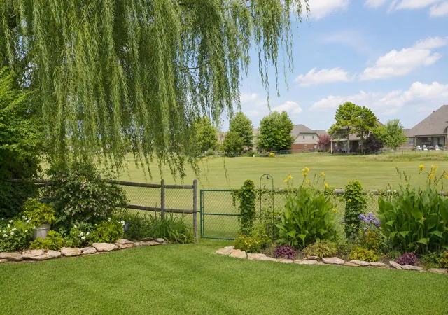 Photo 2 of Single family home for sale at 1532 W Trenton St, Broken Arrow, OK 74012 | MLS# 2624511 | Listing updated on 2026-10-09