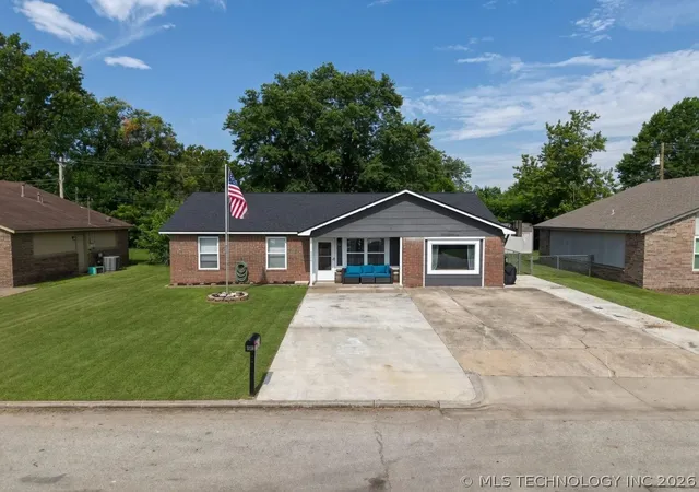 Homes for sale in Skiatook, OK | 1136 S Haynie St, Skiatook, OK 74070 | MLS# 2624498