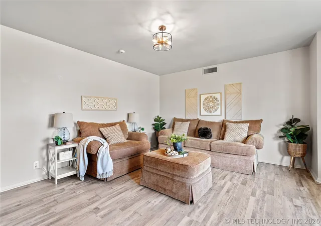 Homes for sale in Ardmore, OK | 2026 11Th Ave Nw, Ardmore, OK 73401 | MLS# 2624594