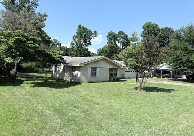 Photo 2 of Sale Pending at 811 Ne 5th Street, Antlers, OK 74523 | MLS# 2624627 | Listing updated on 2026-08-20