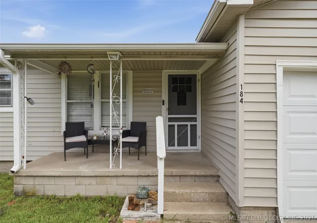 Homes for sale in Mannford, OK | 184 Greenbriar Cir, Mannford, OK 74044 | MLS# 2624622