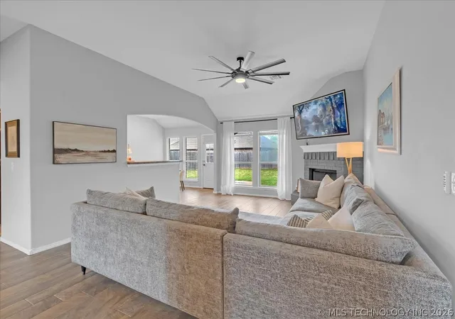 Photo 4 of Single family home for sale at 26530 Foxen Dr, Claremore, OK 74019 | MLS# 2624655 | Listing updated on 2026-07-08