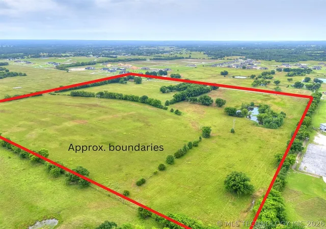 Photo 3 of Sale Pending at 5619 E 171st Street S, Bixby, OK 74008 | MLS# 2624636 | Listing updated on 2026-08-20