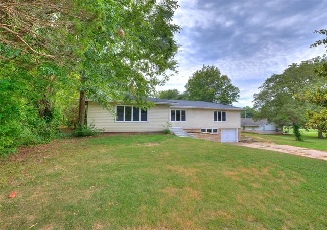 2nd image of 514 W Wichita Ave, Cleveland, OK 74020 | MLS# 2624724