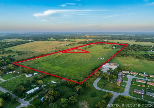 Homes for sale in Wetumka, OK | 50 W Francis St, Wetumka, OK 74883 | MLS# 2622163