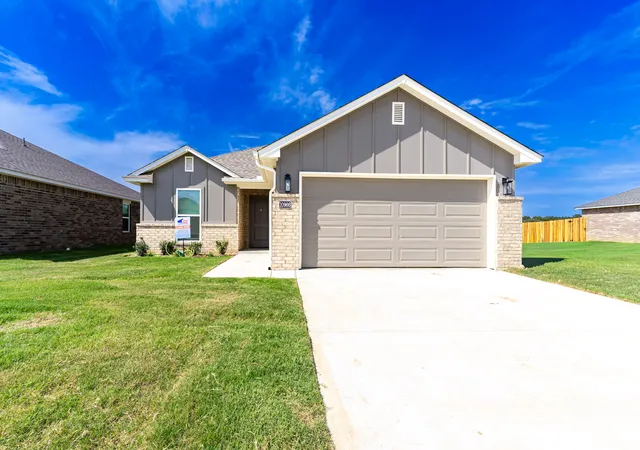 Photo 1 of Sale Pending at 10966 S 271st Eastavenue, Broken Arrow, OK 74014 | MLS# 2624742 | Listing updated on 2026-10-10