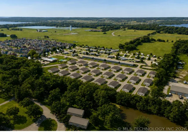 5th image of 201 Springwater Ln, Monkey Island, OK 74331 | MLS# 2624281