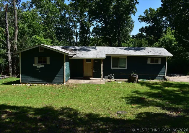 Photo 1 of Single family home for sale at 2051 S Tarkington St, Tahlequah, OK 74464 | MLS# 2624586 | Listing updated on 2026-08-20
