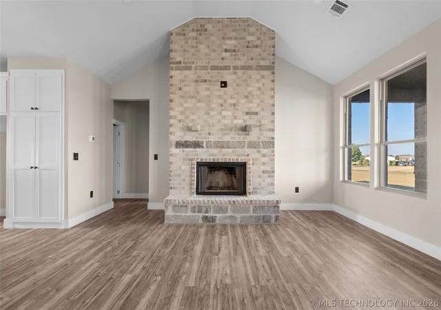 image of 12499 Fox Hollow Rd, Marietta, OK 73448 | MLS# 2624620