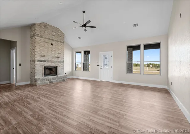 image of 12499 Fox Hollow Rd, Marietta, OK 73448 | MLS# 2624620