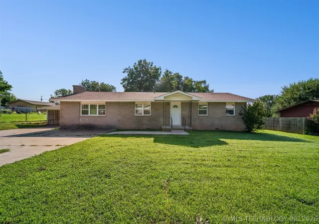 1st image of 801 S D And H St, Cleveland, OK 74020 | MLS# 2624829