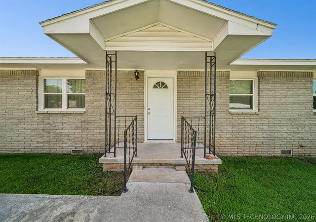 2nd image of 801 S D And H St, Cleveland, OK 74020 | MLS# 2624829