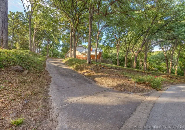 Photo 3 of Single family home for sale at 4929 E 114th Place, Tulsa, OK 74137 | MLS# 2624773 | Listing updated on 2026-08-28