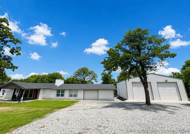 Photo 3 of Single family home for sale at 428773 E 1131 Road, Porum, OK 74455 | MLS# 2624457 | Listing updated on 2026-09-25