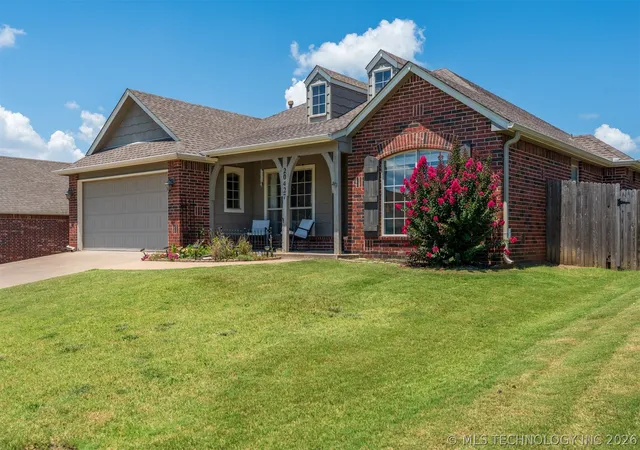 2nd image of 20427 E 46th St S, Broken Arrow, OK 74014 | MLS# 2624814