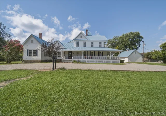 2nd image of 14 E Smith Ave, Mc Alester, OK 74501 | MLS# 2624266