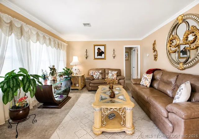 Photo 4 of Single family home for sale at 512 E 16th Street, Okmulgee, OK 74447 | MLS# 2624758 | Listing updated on 2026-08-20