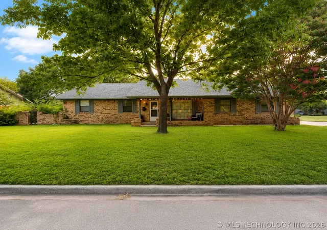 1st image of 1425 Hargrove, Ardmore, OK 73401 | MLS# 2623567