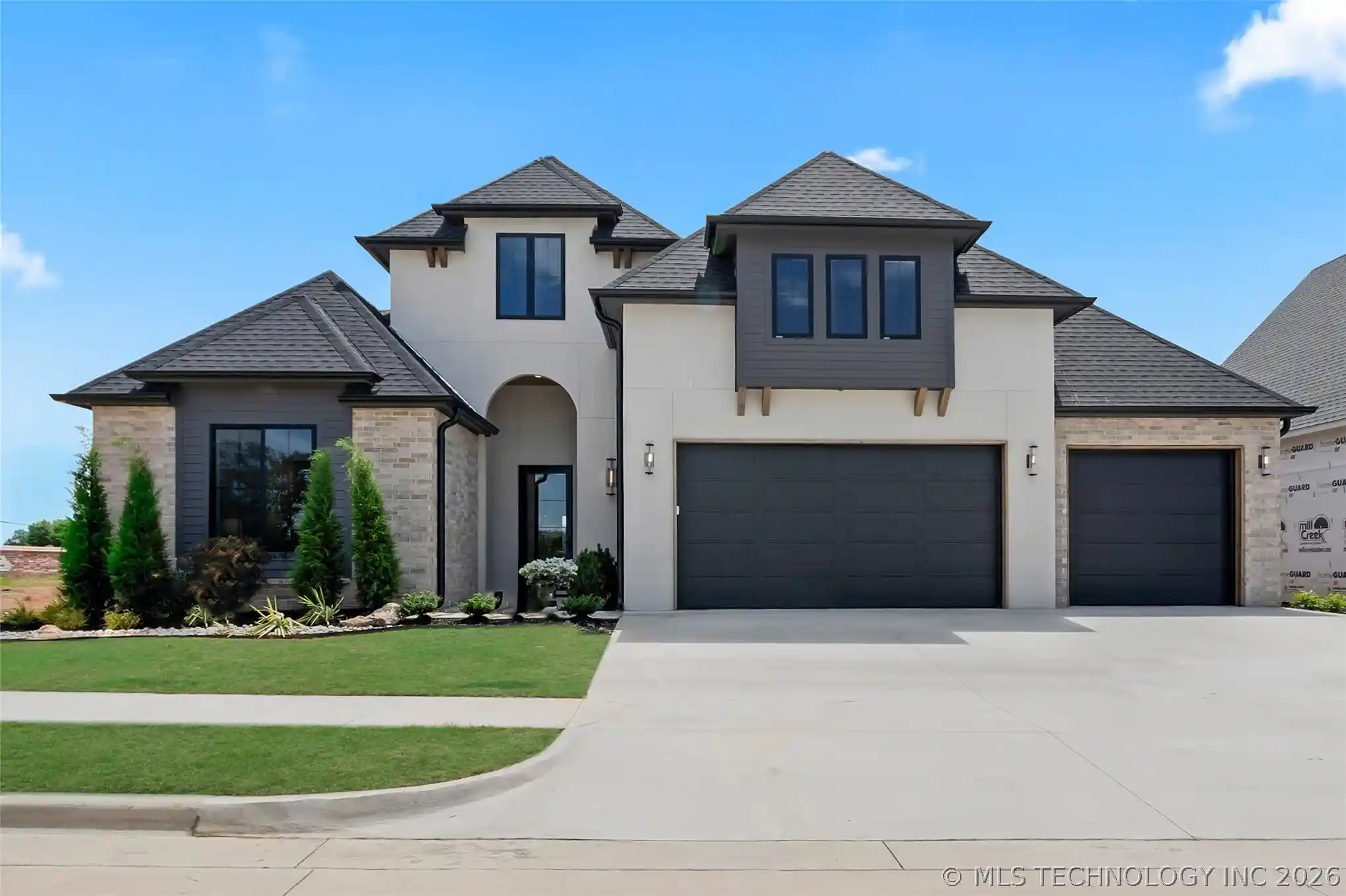 Photo 1 of Single family home for sale at 11105 S Thomas Te Ter W, Jenks, OK 74037 | MLS# 2624888 | Listing updated on 2026-10-26