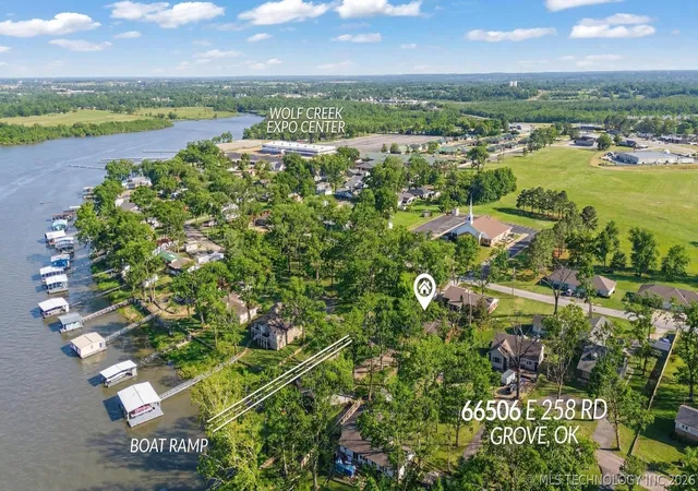 3rd image of 1106 Red Bud Dr, Grove, OK 74344 | MLS# 2619729