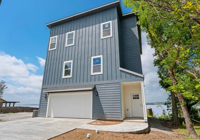 Photo 1 of Townhouse for sale at 1664 Pin Oak St, Grove, OK 74344 | MLS# 2620178 | Listing updated on 2026-08-26