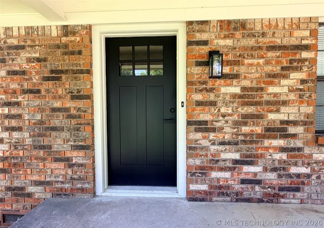 2nd image of 307 E Barclay St, Henryetta, OK 74437 | MLS# 2624939