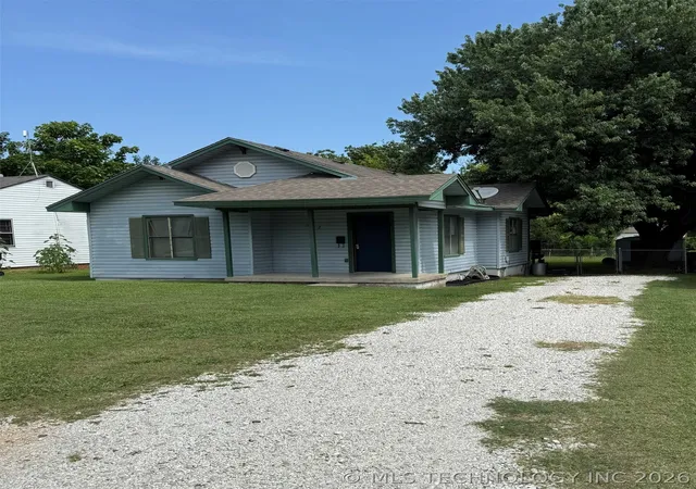 2nd image of 512 W 21st St, Ada, OK 74820 | MLS# 2624741