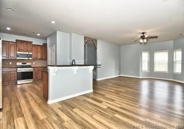 Photo 3 of Single family home for sale at 1810 S Stephanie St, Sapulpa, OK 74066 | MLS# 2624998 | Listing updated on 2026-08-20