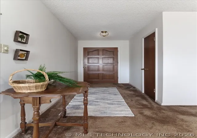 2nd image of 902 S Lake Rd, Henryetta, OK 74437 | MLS# 2624734