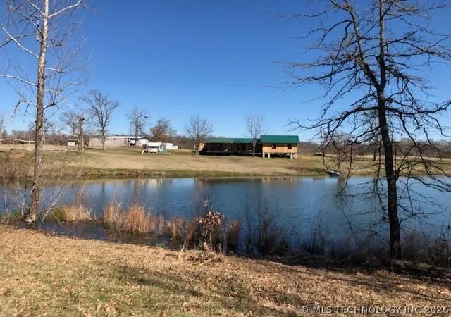 Photo 4 of Single family home for sale at 929 Hoover Rd, Durant, OK 74701 | MLS# 2624922 | Listing updated on 2026-08-20
